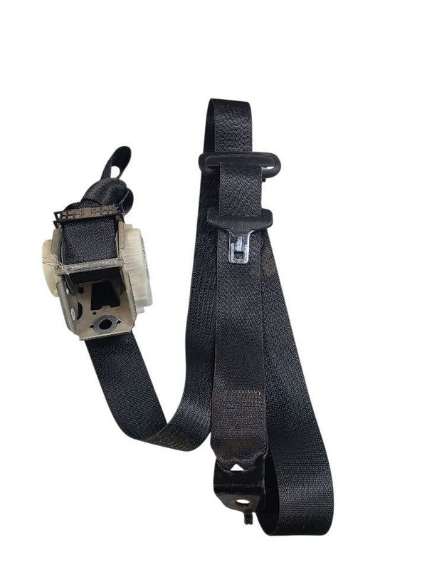 200       2015 Seat Belt Rear 644782