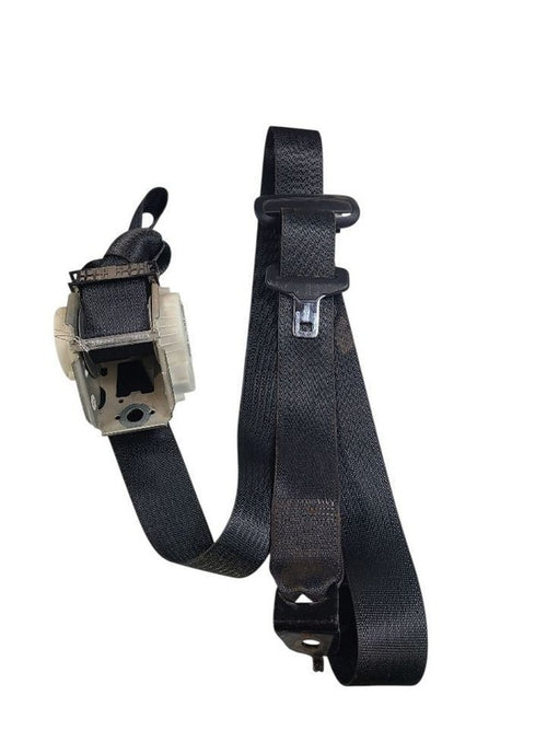 200       2015 Seat Belt Rear 644782