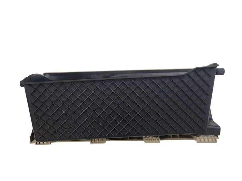 RAM1500   2013 Glove Box 641825