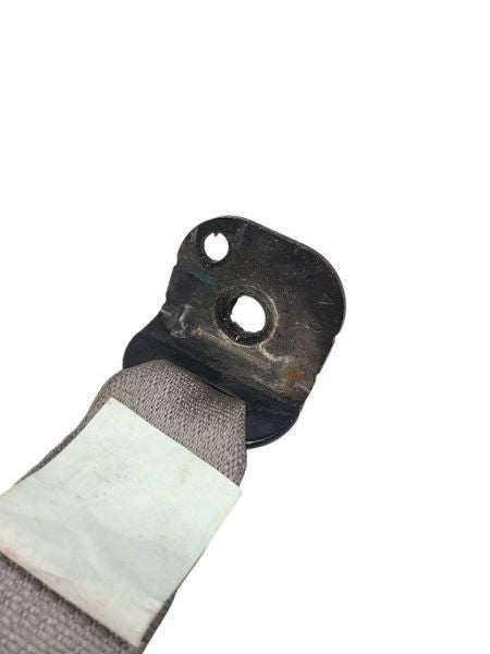 REAR H2        2004 Driver's Side Retractor Seat Belt Rear 577872