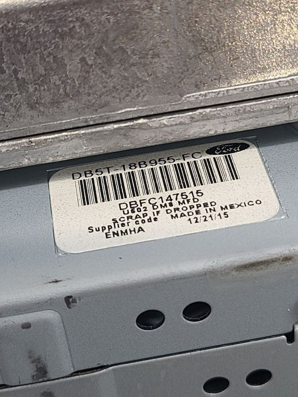 Info-GPS-TV Screen Front Display 8" Screen Fits 15-16 EXPLORER 667017
