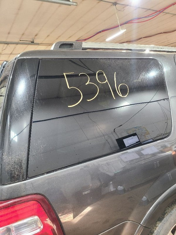 Passenger Quarter Glass 119" Wb Movable King Ranch Fits 07-17 EXPEDITI