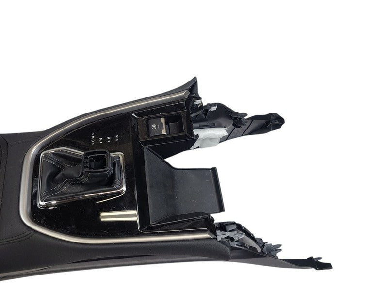 OUTBAKLEG 2024 Console Front 608493