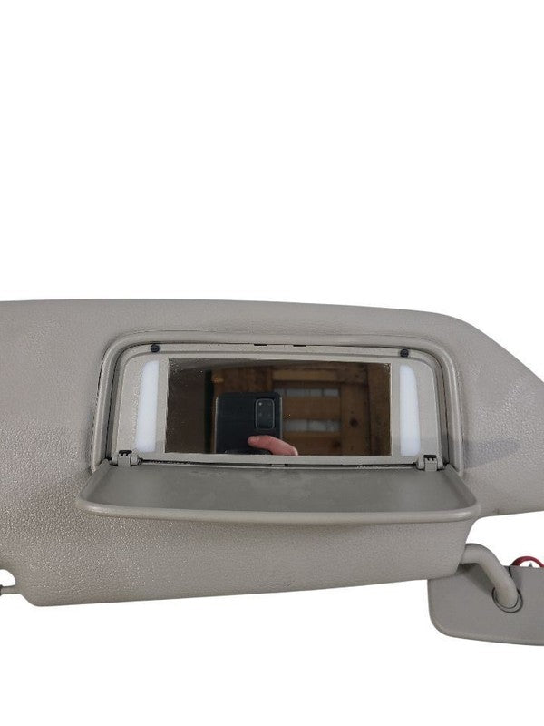 Driver Sun Visor V70 Illuminated Fits 01-04 VOLVO 70 SERIES 649809