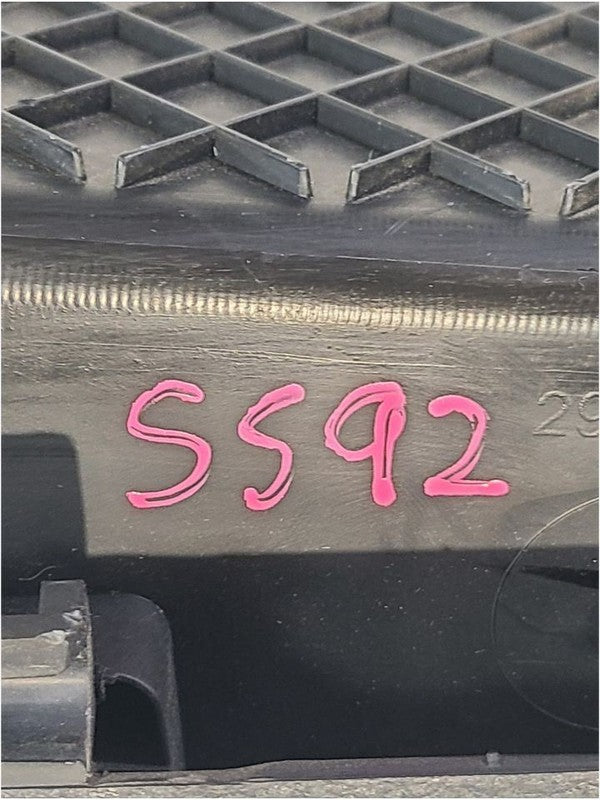RAM2500   2012 Glove Box 671429