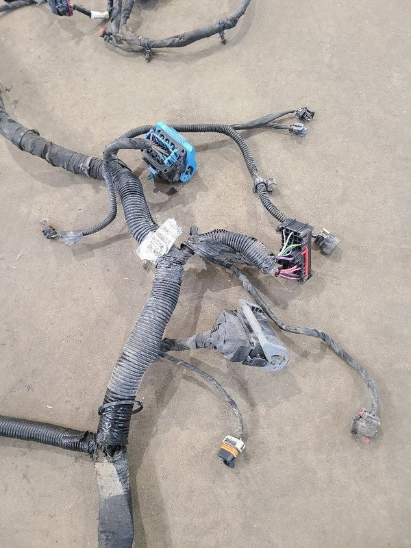 SILVRDO25 2011 Engine Wire Harness 673733