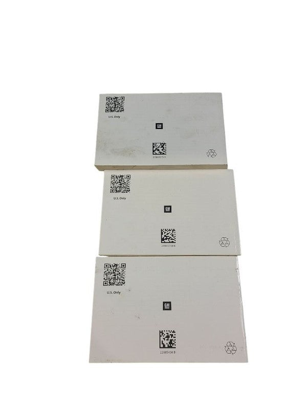 SUBURBN15 2015 Owners Manual 647403