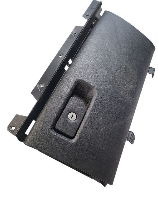 RAM3500   2019 Glove Box 669508