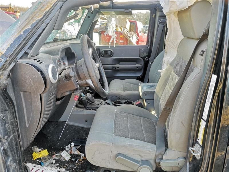Manual Transmission 3.8L 4WD Fits 07-10 WRANGLER 277970