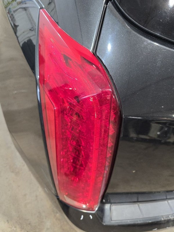 Driver Left Tail Light Fits 10-16 SRX 618888