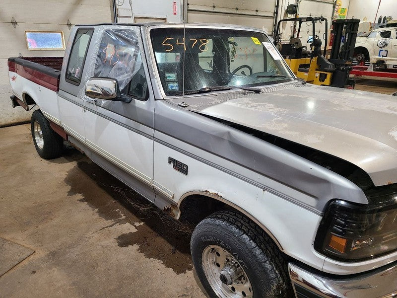 Hood From 8501 GVW Fits 92-97 FORD F250 PICKUP 664046