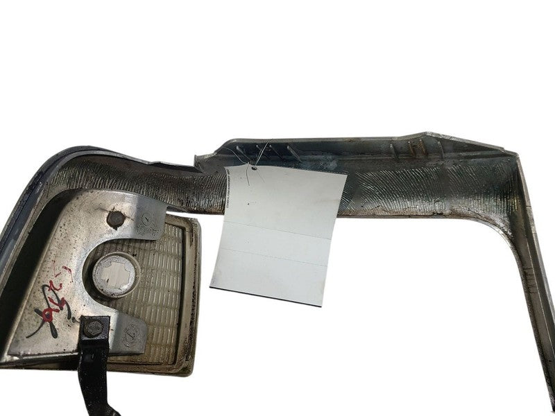 Driver Headlight Door/Cover From 8501 GVW Fits 92-97 FORD F250 PICKUP 