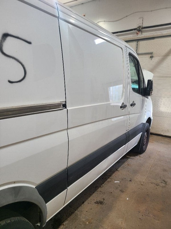 Passenger Rear Side Door Sliding Fits 10-18 MERCEDES SPRINTER 2500 679