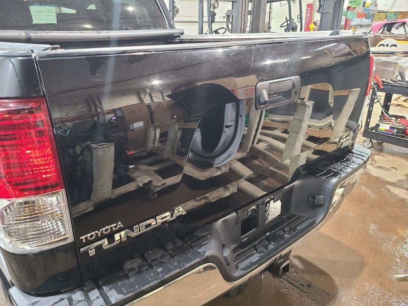 Trunk/Hatch/Tailgate With Rear View Camera Fits 07-13 TUNDRA 661363