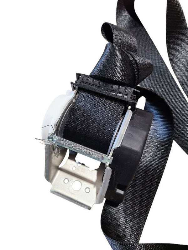 X1        2016 Seat Belt Rear 632510