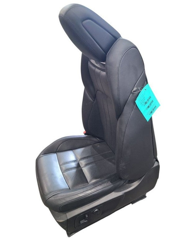 GHIBLI    2019 Front Seat 664911