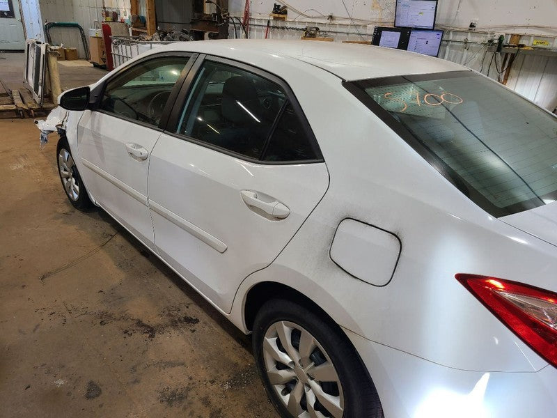 COROLLA   2017 Cowl 678055