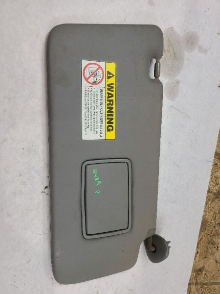 Passenger Sun Visor Without Illumination Fits 02-04 CR-V 570977