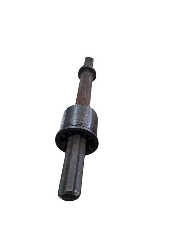 CARAVAN   1995 Steering Shaft 642100