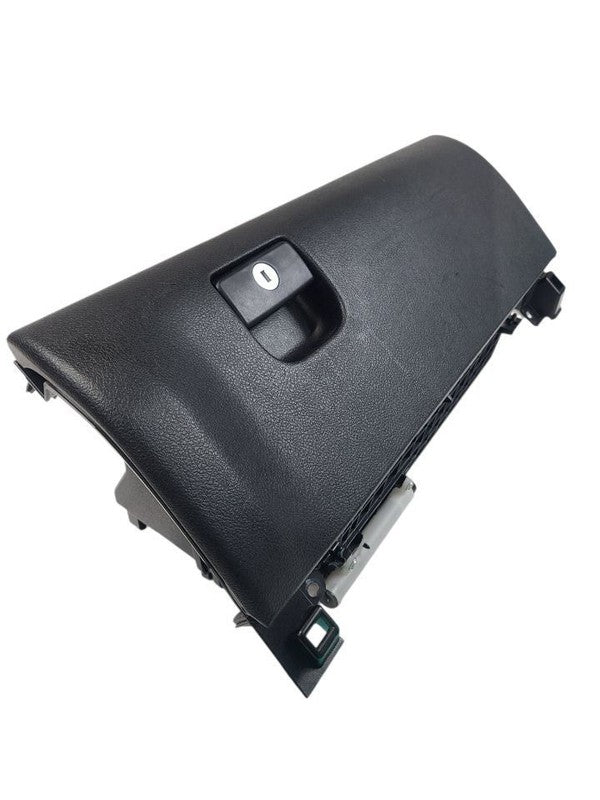 TUNDRA    2012 Glove Box 661376