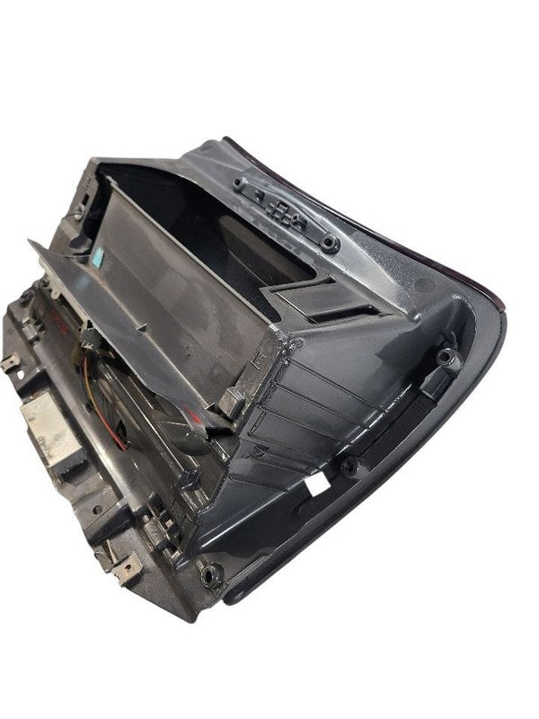 V70       2004 Glove Box 649805