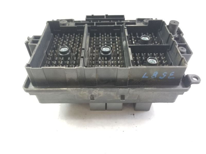 Fuse Box Engine Duramax Fits 06 SIERRA 2500 263361 15216917-02