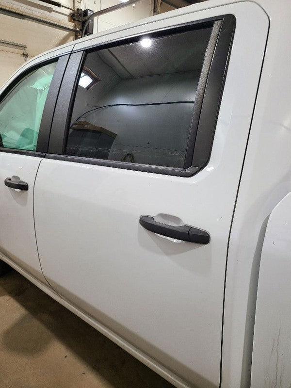 Driver Rear Side Door Crew Cab Opt Ako Fits 20-26 SILVERADO 2500 PICKU