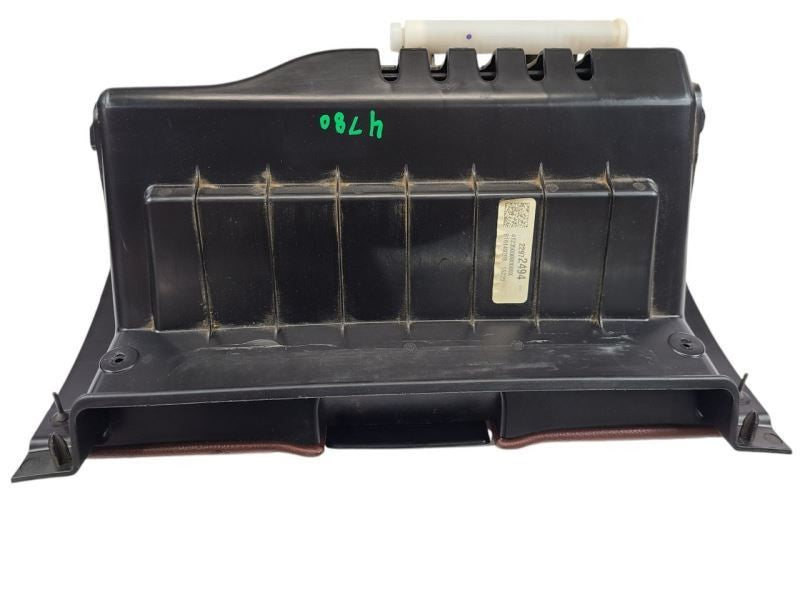 SILVRDO15 2017 Glove Box 600726