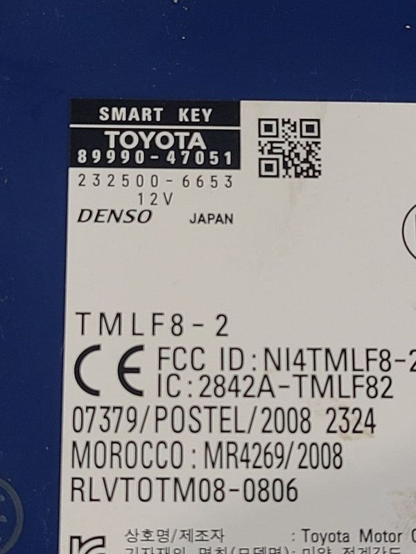 Chassis ECM Theft-locking Keyless Ignition Smart Key Fits 10-15 PRIUS 