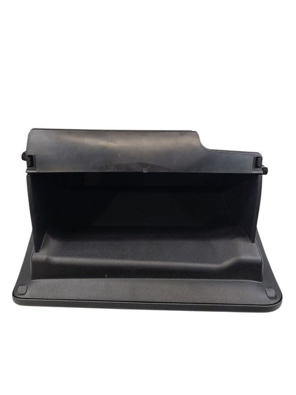 EQUINOX   2019 Glove Box 617323