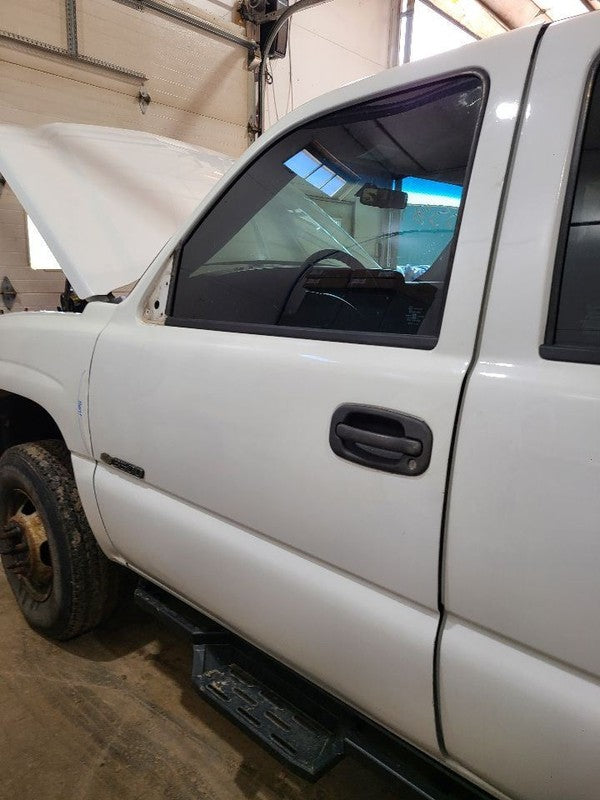 Driver Front Door Classic Style Electric Fits 99-07 SIERRA 1500 PICKUP