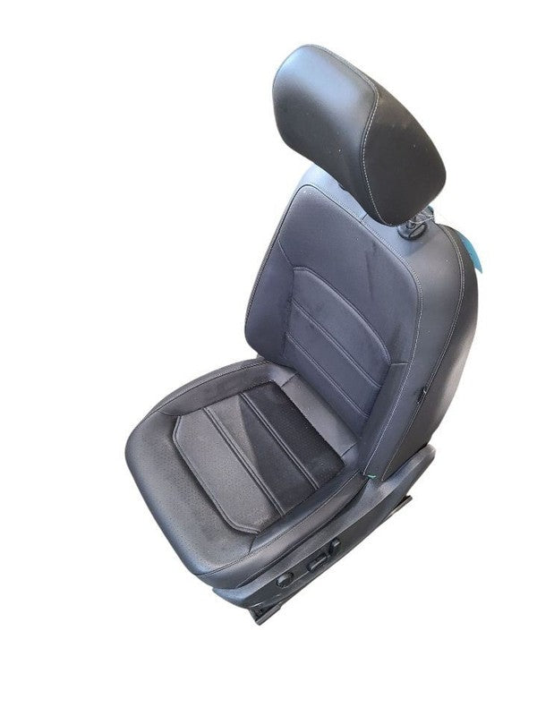 Driver Front Seat Leatherette Comfort Seats Heated Fits 22 PASSAT 6378