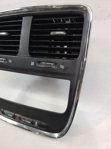 CARAVAN   2016 Dash Bezel 556745