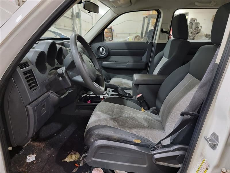 Speedometer Cluster MPH With Display Screen Fits 08 NITRO 562407 05172