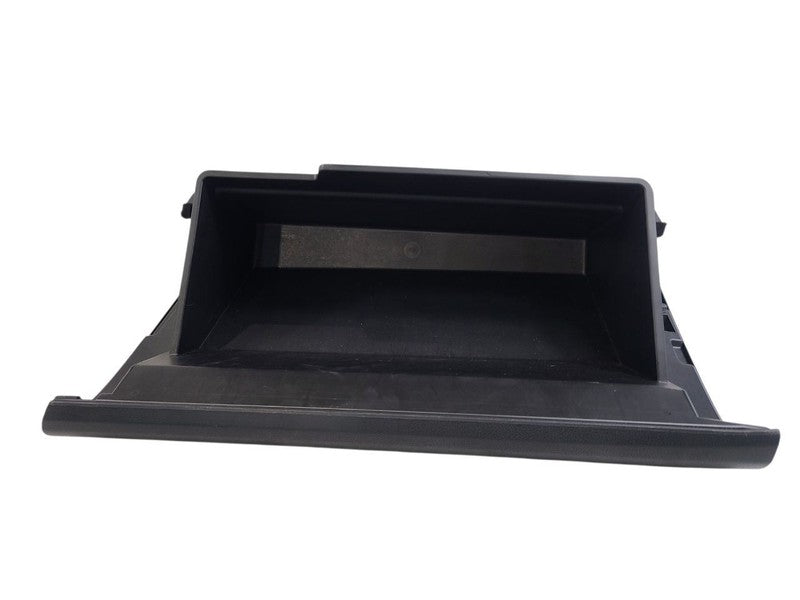 FORESTER  2019 Glove Box 666591