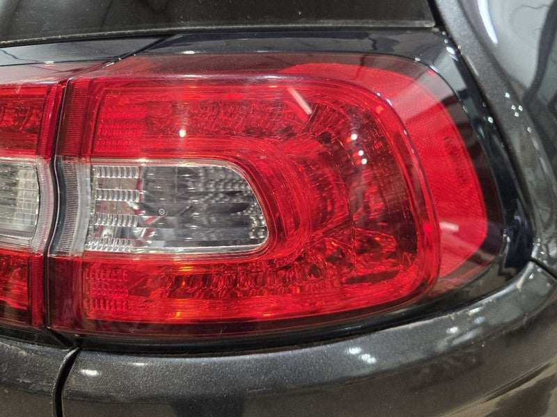 Passenger Tail Light Quarter Panel Mounted LED Fits 14-18 CHEROKEE 623