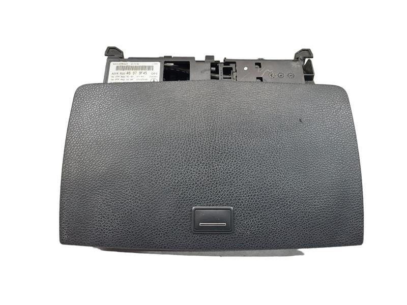 Info-GPS-TV Screen 204 Type C300 Fits 08-11 MERCEDES C-CLASS 579250