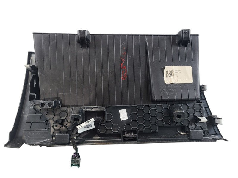 EDGE      2024 Glove Box 662794