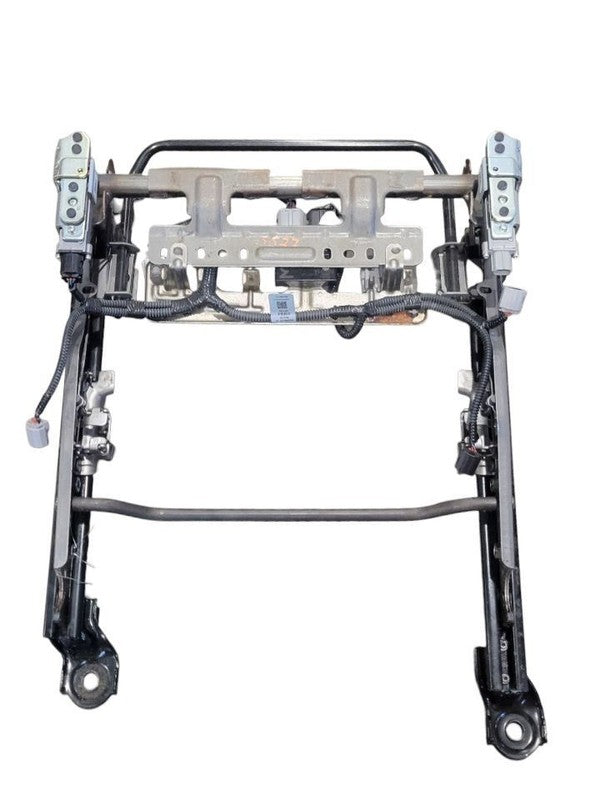 TACOMA    2017 Front Seat Track 667259