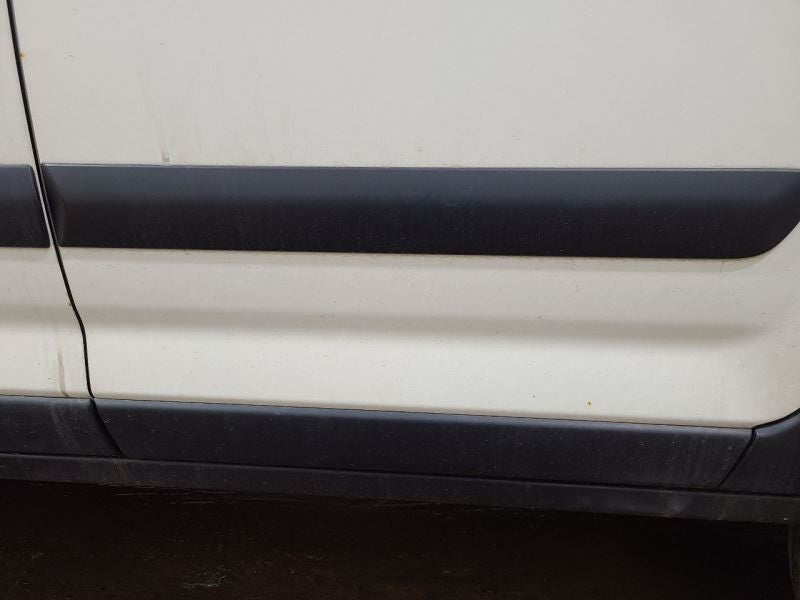 REAR CR-V      2003 Driver's Side Door Moulding Front 570958