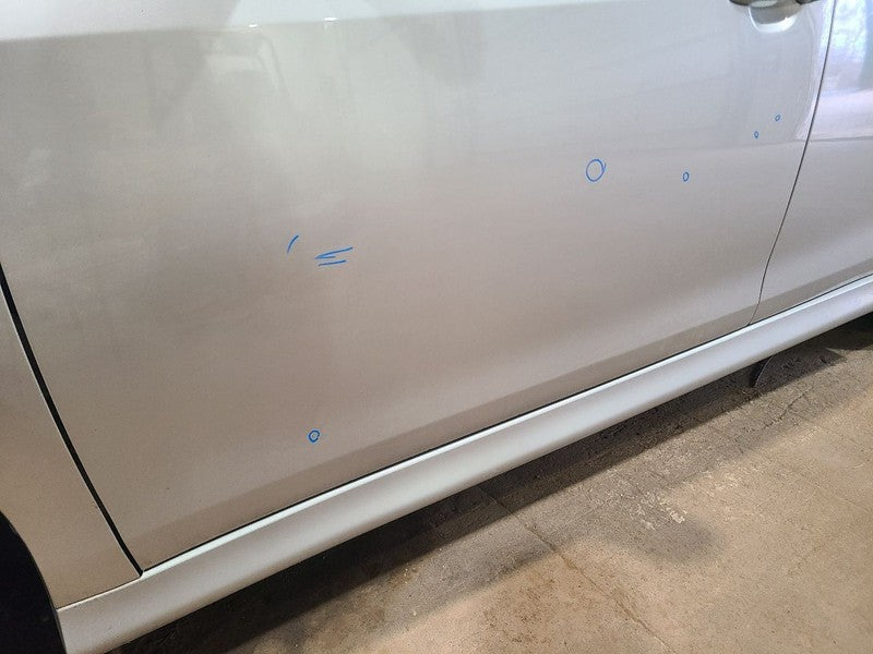 Driver Front Door Electric Windows North America Built Fits 07-11 CAMR
