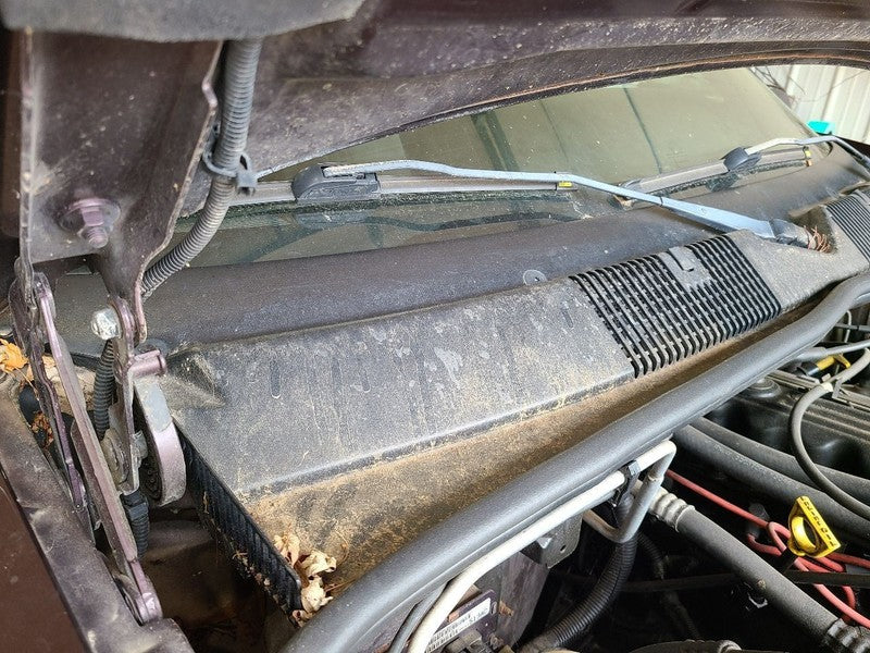 GRANDCHER 1998 Cowl 672506