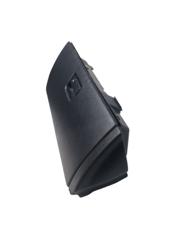 SC430     2003 Glove Box 651011