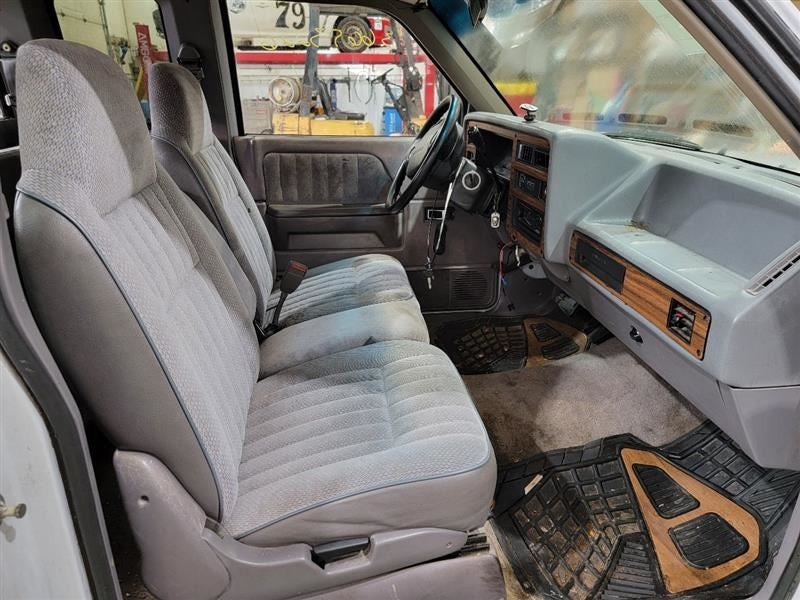 FRONT DAKOTA    1994 Passenger Side Retractor Seat Belt Front 565810