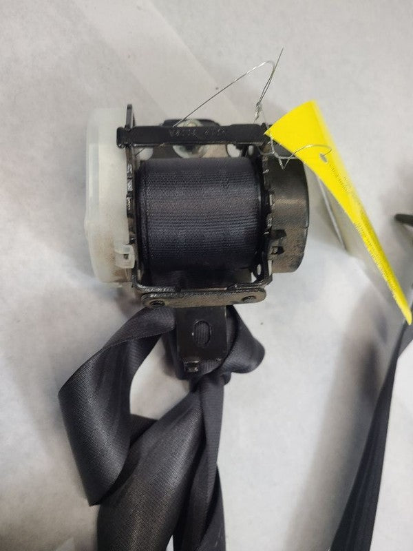 PILOT     2009 Seat Belt Rear 609800