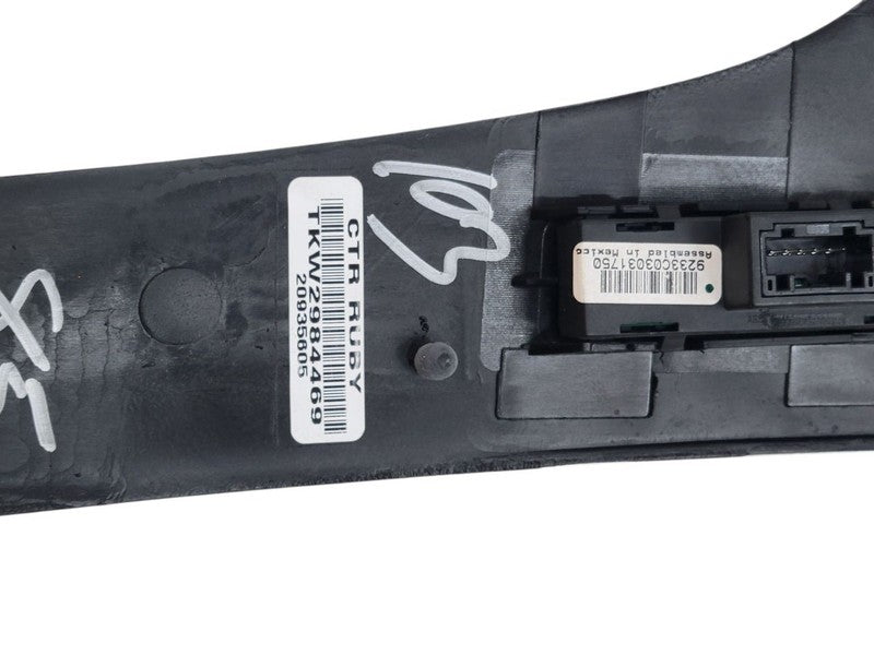 ESCALAEXT 2011 Dash Bezel 676725