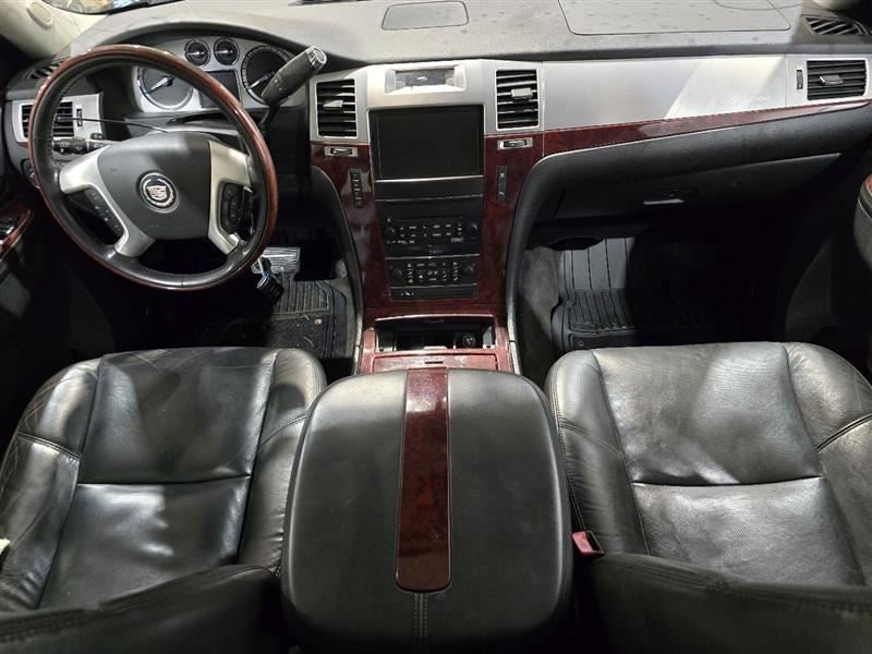 Driver Left Headlight Without LED Fits 09-14 ESCALADE 586181