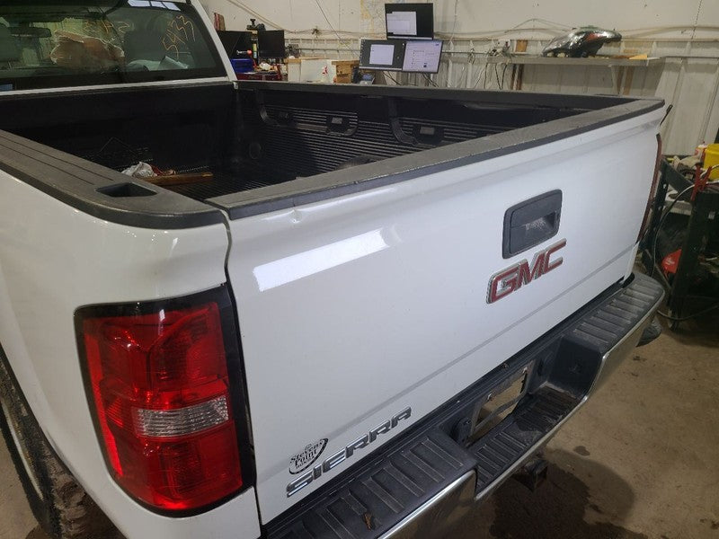 Pickup Box 8' Box Fits 15-19 SIERRA 2500 PICKUP 661180
