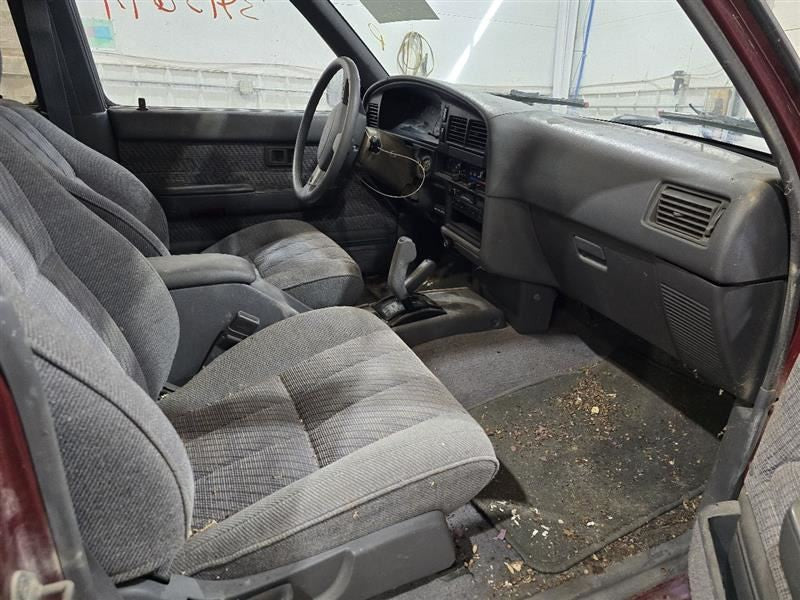 FRONT 4 RUNNER  1991 Passenger Side Retractor Seat Belt Front 582018