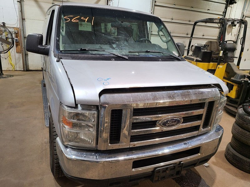 Rear Drive Shaft 138" Wb Automatic 5.4L Fits 09-15 FORD E350 VAN 67645